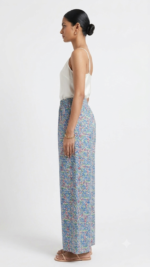 Whimsical Garden Breeze - Image 4